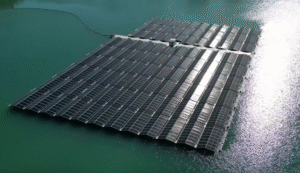 Floating-PV: Schwimmende Solaranlagen für nachhaltige Energie und gesunde Gewässer